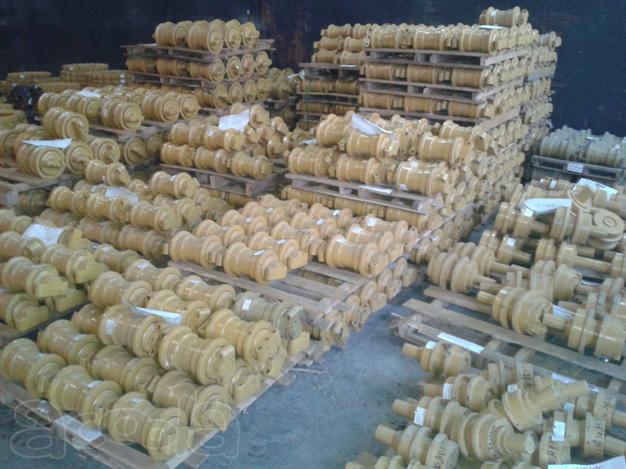 Cat320 опорные катки наличие