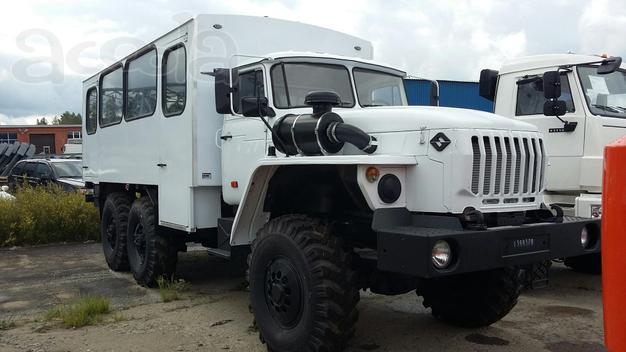 Продаем  Вахтовый автобус Урал