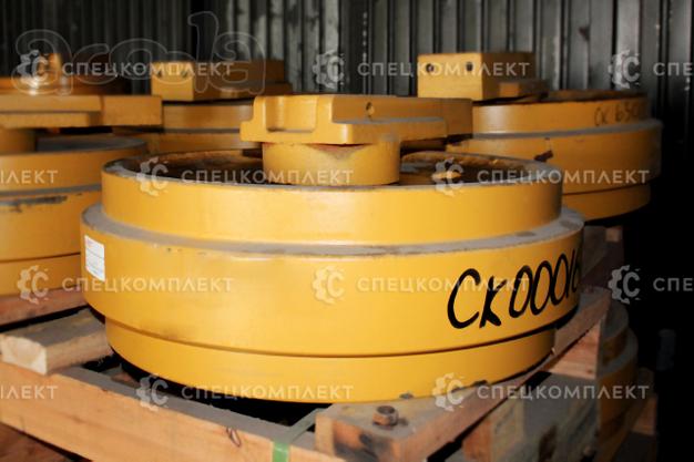 Колесо направляющее Volvo EC180 EC210 EC240